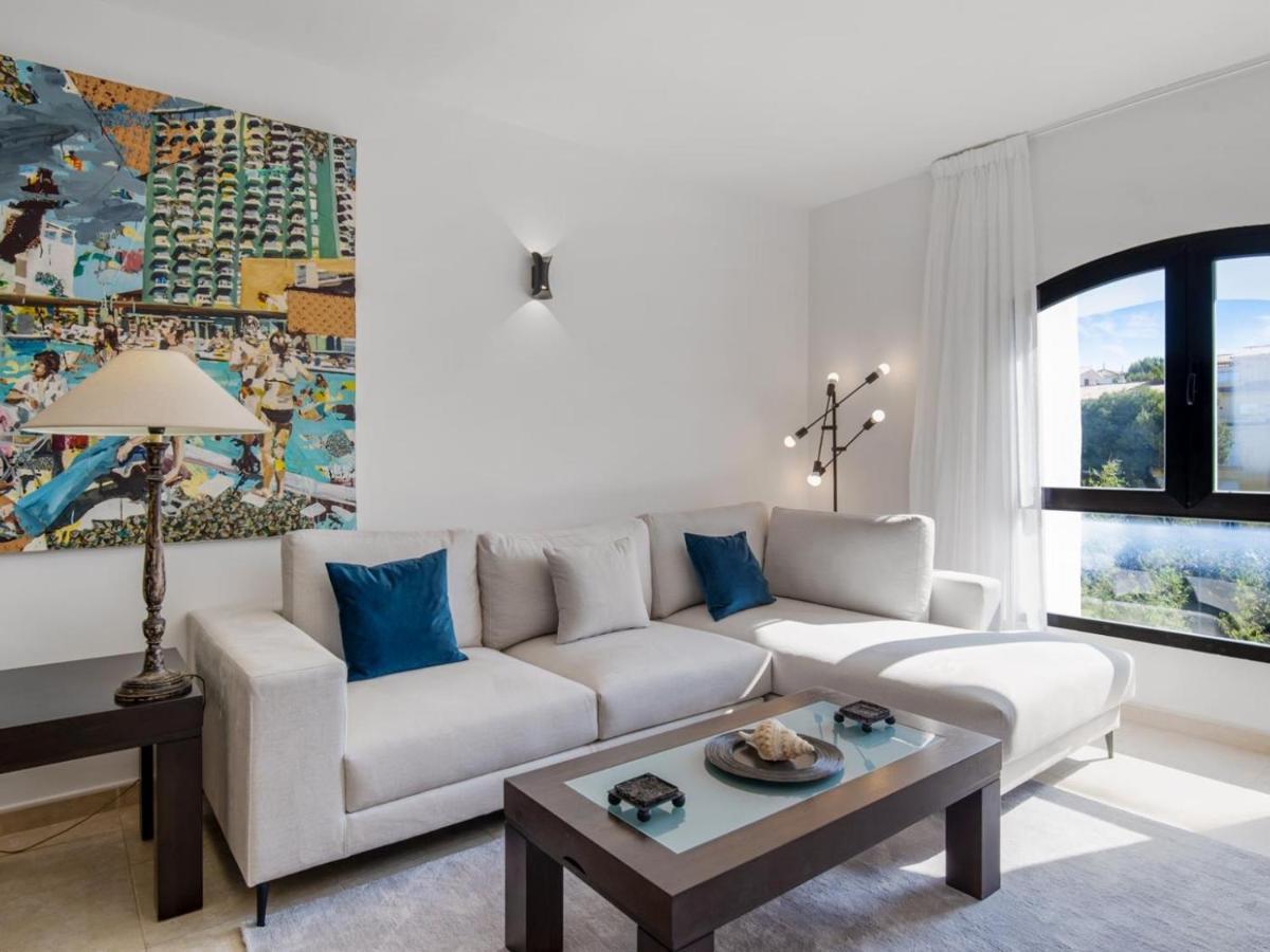 Apartamento De 2 Dormitorios En Playas Del Duque Marbella Exteriér fotografie