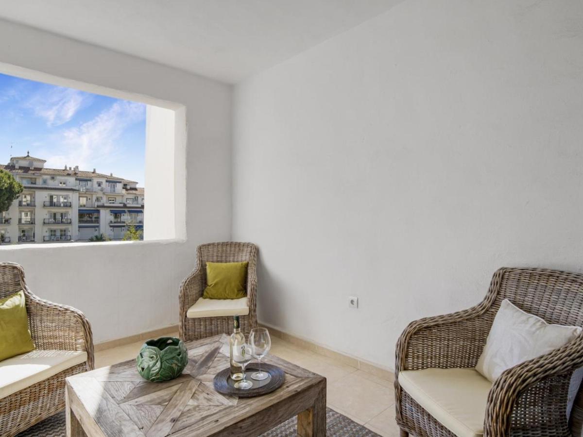 Apartamento De 2 Dormitorios En Playas Del Duque Marbella Exteriér fotografie