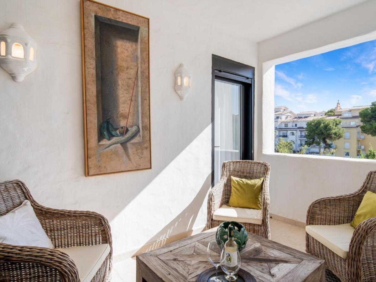 Apartamento De 2 Dormitorios En Playas Del Duque Marbella Exteriér fotografie