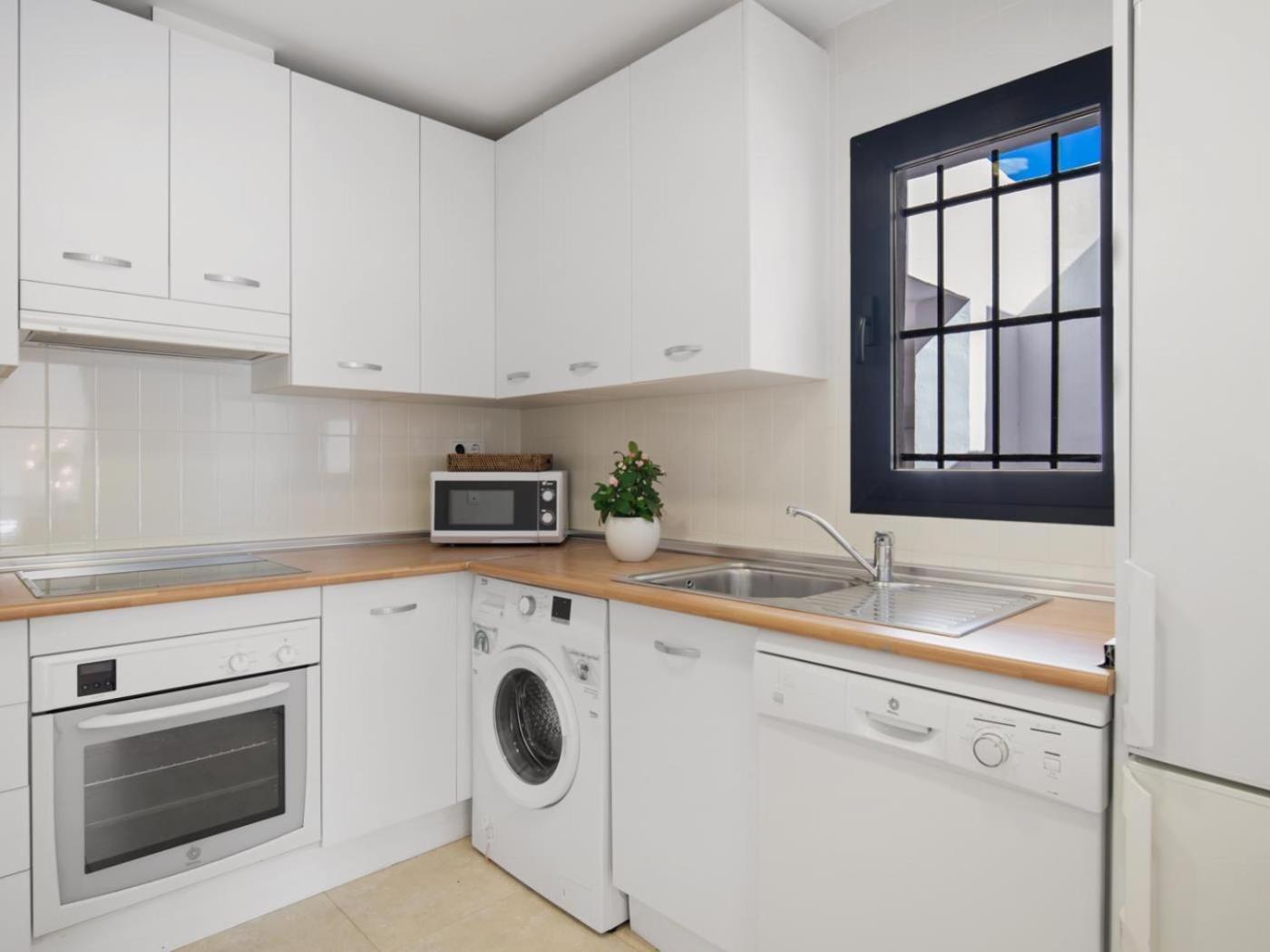 Apartamento De 2 Dormitorios En Playas Del Duque Marbella Exteriér fotografie