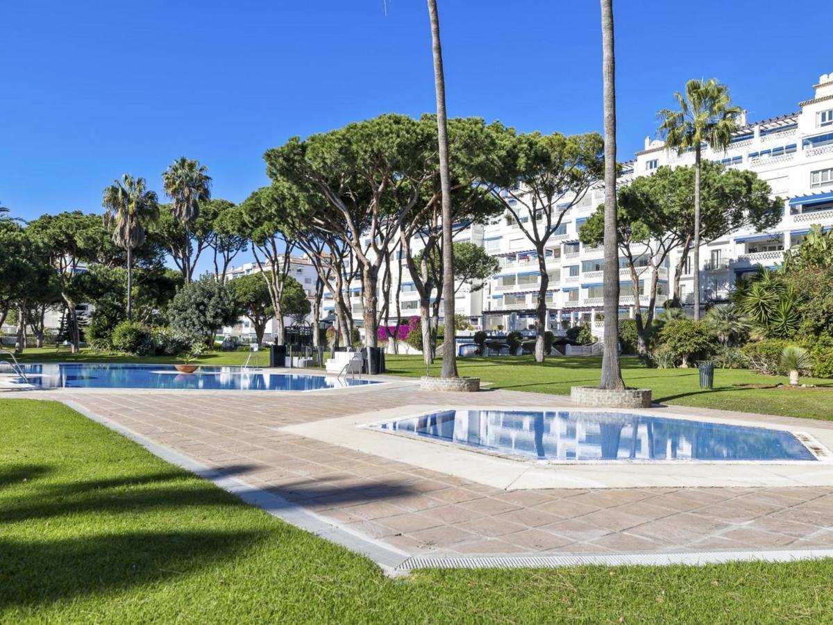 Apartamento De 2 Dormitorios En Playas Del Duque Marbella Exteriér fotografie