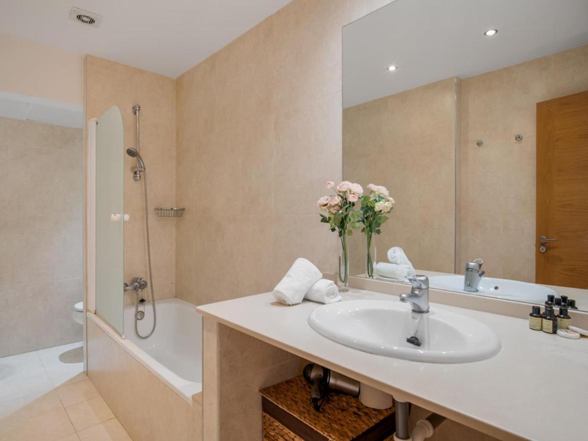 Apartamento De 2 Dormitorios En Playas Del Duque Marbella Exteriér fotografie
